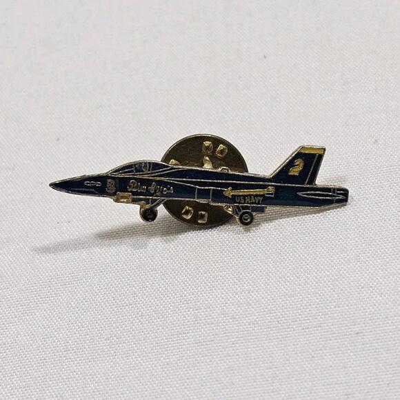 Other - VINTAGE F-18 HORNET FIGHTER JET BLUE ANGEL US NAVY MILITARY HAT LAPEL PIN